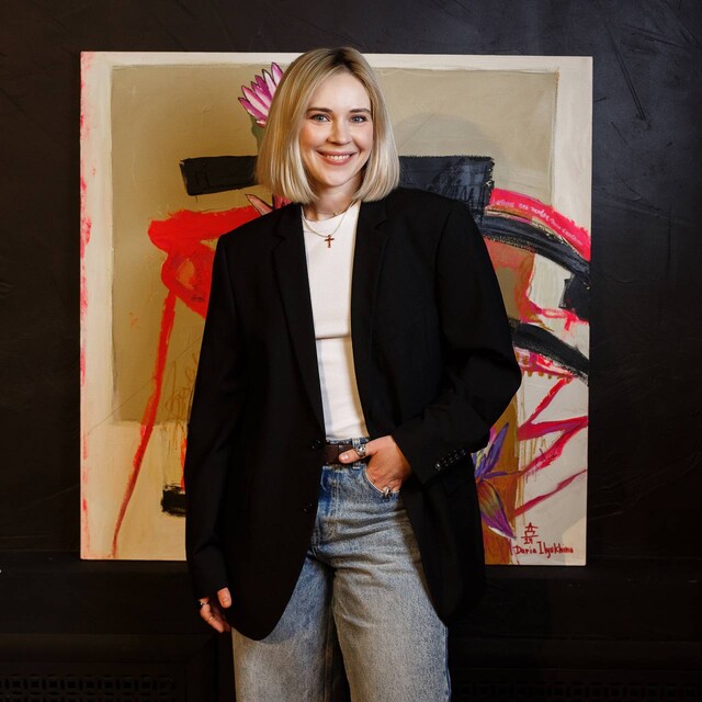 Первая страница online-галереи. Разговор об искусстве с Дарьей Илюхиной